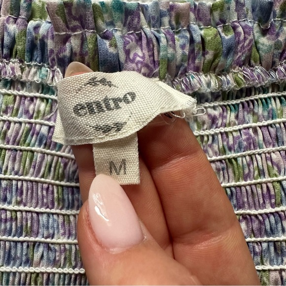 Entro Floral Skirt. Size: Medium. Blue and Green Floral. - Picture 4 of 7